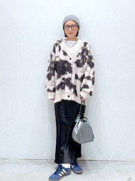 「LEPSIM（レプシィム）のストレッチサテンスカート　497324（スカート）」を使った、hiromiさん（レディース・158cm）の秋コーディネート