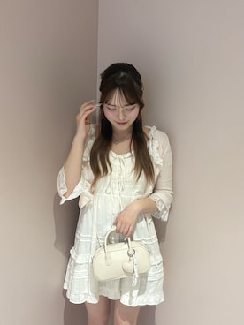「Chico（チコ）のアイテム（カーディガン/ボレロ）」を使った、reiraさん（レディース・160cm）の春コーディネート