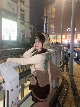 「アイテム（ボストンバッグ）」を使った、reiraさん（レディース・160cm）の秋コーディネート