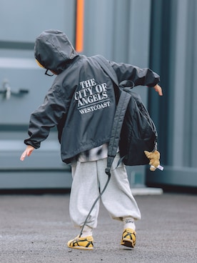 「Onitsuka Tiger（オニツカタイガー）のアイテム（イエロー系）」を使った、ma-kunさん（キッズ・120cm）の秋コーディネート