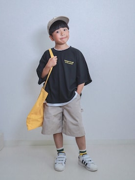 「PAIRMANON STREET（ペアマノンストリート）の【マルチファンクション】接触冷感 レイヤード風 半袖Tシャツ【PAIRMANON STREET】（Tシャツ/カットソー、ブラック系）」を使った、ma-kunさん（キッズ・120cm）の春コーディネート