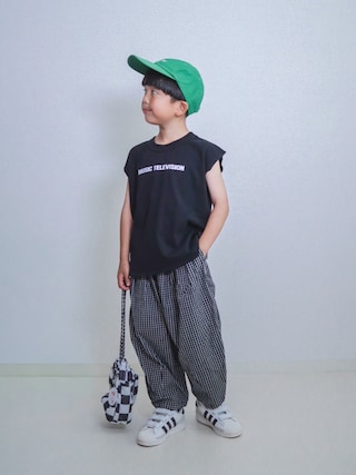 「LOWRYS FARM(ローリーズファーム)のMTVプリントタンクトップ 668996(Tシャツ/カットソー)」を使った、ma-kunさん(キッズ・120cm)の春コーディネート
