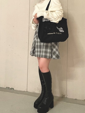 「abc une face（アーベーセーアンフェイス）のアイテム」を使った、K🤍 さん（レディース・156cm）の秋コーディネート