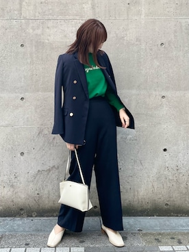 「ロゴニット」｜「アイテム（その他シューズ）」を使った、AYANOさん（レディース・162cm）の冬コーディネート