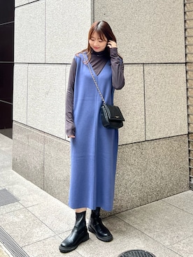 「タートルネック」｜「アイテム（ジャンパースカート）」を使った、AYANOさん（レディース・162cm）の冬コーディネート