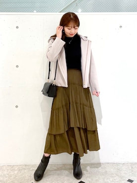 「ティアードスカート」｜「アイテム（その他アウター）」を使った、AYANOさん（レディース・162cm）の秋コーディネート