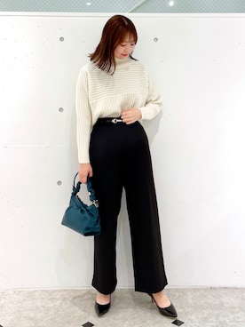 「タックイン」｜「アイテム（パンプス）」を使った、AYANOさん（レディース・162cm）の冬コーディネート
