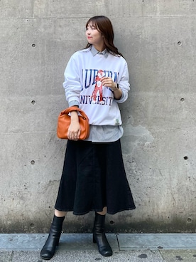 「DISCUS（ディスカス）のアイテム」を使った、AYANOさん（レディース・162cm）の秋コーディネート
