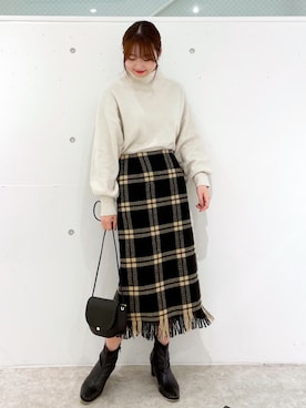 「チェック柄に恋してる」｜「アイテム（スカート）」を使った、AYANOさん（レディース・162cm）の冬コーディネート