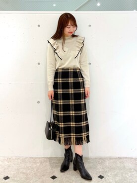「チェック柄に恋してる」｜「アイテム（スカート）」を使った、AYANOさん（レディース・162cm）の秋コーディネート