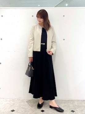「ニットワンピース」｜「アイテム（ノーカラージャケット）」を使った、AYANOさん（レディース・162cm）の秋コーディネート