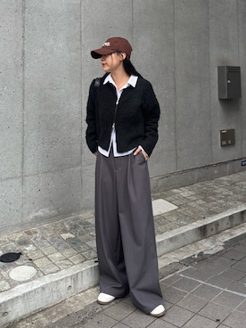 「アイテム（スラックス）」を使った、konomiさん（レディース・160cm）の秋コーディネート