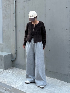 「アイテム（スウェットパンツ）」を使った、konomiさん（レディース・160cm）の秋コーディネート