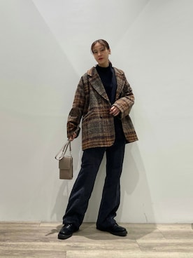 「コーデュロイパンツ」｜「アイテム（ピーコート）」を使った、konomiさん（レディース・160cm）の秋コーディネート