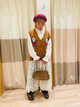 「刺繍」｜「アイテム（その他シューズ）」を使った、❁﻿.MiA.❁﻿さん（レディース・153cm）の秋コーディネート