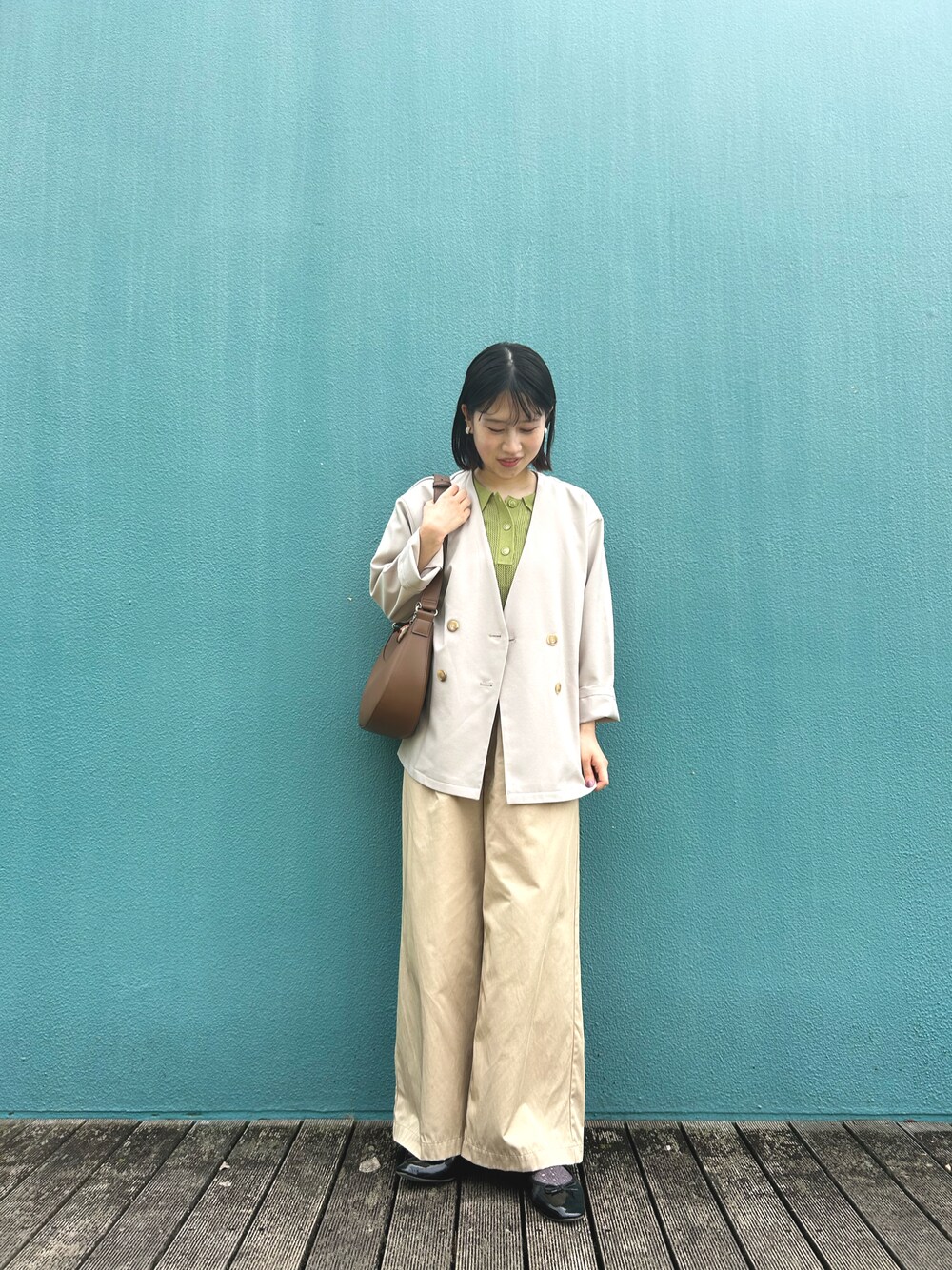 「Te chichi CoCoLo長岡店、Techichi、ehka sopo、休日スタイル」｜「ehka sopoのノーカラージャケット（ノーカラージャケット、ベージュ系）」を使った、まるさん（レディース・164cm）の春コーディネートの1枚目の写真