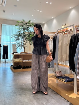 「CIAOPANIC TYPY（チャオパニックティピー）の【india】2WAYショルダーレースビスチェブラウス（シャツ/ブラウス、ブラック系）」を使った、速見ちひろさん（レディース・163cm）の夏コーディネート