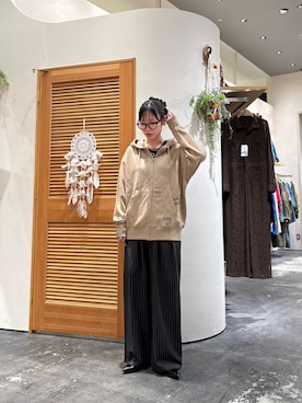 「アイテム（パーカー）」を使った、速見ちひろさん（レディース・163cm）の秋コーディネート