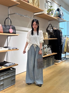 「CIAOPANIC TYPY（チャオパニックティピー）のシアーボーダーロンTee（Tシャツ/カットソー、ホワイト系）」を使った、速見ちひろさん（レディース・163cm）の春コーディネート