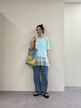 「CIAOPANIC TYPY（チャオパニックティピー）の【接触冷感/二の腕カバーも叶う◎】配色ラグラン半袖ニットTee（ニット/セーター、ブルー系）」を使った、速見ちひろさん（レディース・163cm）の夏コーディネート