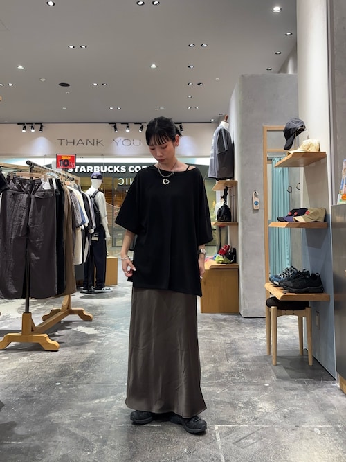 シアースラブワンポイント刺繍オーバー半袖Tee