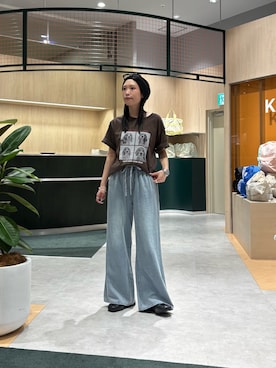 「Tシャツ×デニム」｜速見ちひろさん（レディース・163cm）の春コーディネート
