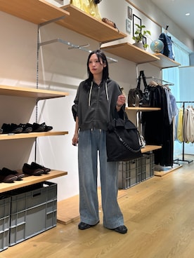「パーカー グレー」｜速見ちひろさん（レディース・163cm）の春コーディネート