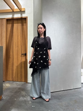 「CIAOPANIC TYPY（チャオパニックティピー）の袖裾レースリブTee（Tシャツ/カットソー、グレー系）」を使った、速見ちひろさん（レディース・163cm）の夏コーディネート