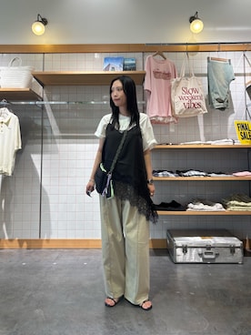 「CIAOPANIC TYPY（チャオパニックティピー）の【接触冷感】アソートフォトプリントTee（Tシャツ/カットソー、ホワイト系）」を使った、速見ちひろさん（レディース・163cm）の夏コーディネート