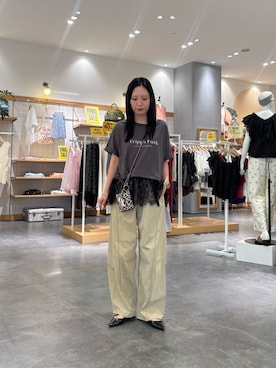 「CIAOPANIC TYPY（チャオパニックティピー）のアイテム（パンツ）」を使った、速見ちひろさん（レディース・163cm）の夏コーディネート