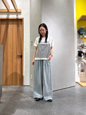 「CIAOPANIC TYPY（チャオパニックティピー）の【接触冷感】ロゴプリントTee（Tシャツ/カットソー、ホワイト系）」を使った、速見ちひろさん（レディース・163cm）の夏コーディネート