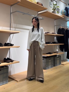 「CIAOPANIC TYPY（チャオパニックティピー）のアイテム（スラックス）」を使った、速見ちひろさん（レディース・163cm）の春コーディネート