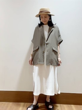 「アーバンリサーチ」｜「アイテム（ワンピース/ドレス）」を使った、MAEDA KANAさん（レディース・163cm）の夏コーディネート