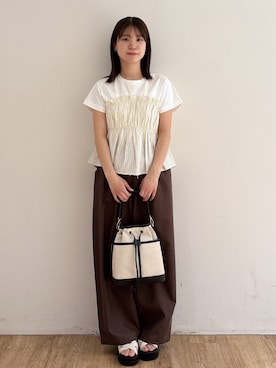 「OPAQUE.CLIP（オペークドットクリップ）のビスチェドッキングTシャツ【洗濯機OK】（Tシャツ/カットソー、ベージュ系）」を使った、mirei さん（レディース・158cm）の春コーディネート