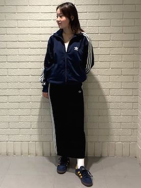 「アイテム（ジャージ）」を使った、Yuzuさん（レディース・155cm）の秋コーディネート