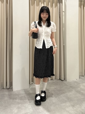 「FREE'S MART（フリーズマート）の◆ウエストシェイプＶネック半袖シャツ（シャツ/ブラウス、ホワイト系）」を使った、reeena053さん（レディース・153cm）の夏コーディネート