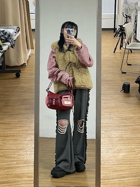 「秋服」｜「アイテム（ベスト）」を使った、つぐみさん（レディース・162cm）の夏コーディネート