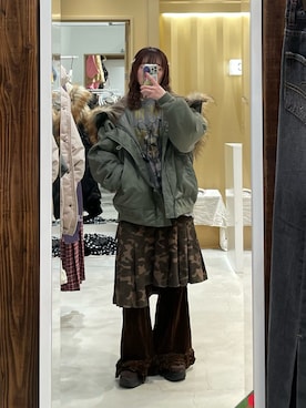 「スカートコーデ」｜「アイテム（ブルゾン）」を使った、つぐみさん（レディース・162cm）の冬コーディネート