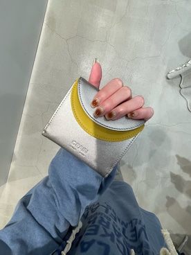 「アイテム（財布）」を使った、つぐみさん（レディース・162cm）の秋コーディネート