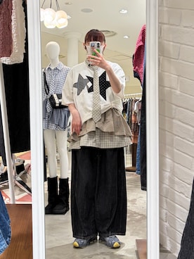 「CIAOPANIC（チャオパニック）の【cian denim/シアンデニム】切替スーパーワイドバルーンデニムパンツ（デニムパンツ、グレー系）」を使った、つぐみさん（レディース・162cm）の夏コーディネート