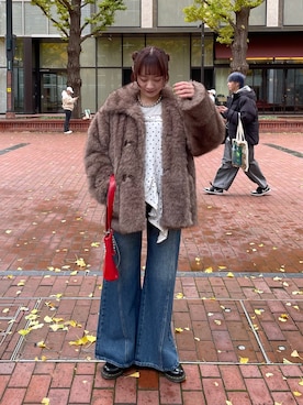 「アイテム（バンダナ/スカーフ）」を使った、つぐみさん（レディース・162cm・20代）の秋コーディネート