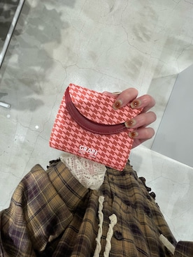 「アイテム（財布）」を使った、つぐみさん（レディース・162cm）の夏コーディネート