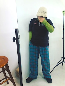 「しまむら（シマムラ）のアイテム（Tシャツ/カットソー、ブラック系）」を使った、banbanbarusuさん（レディース・155cm）の秋コーディネート