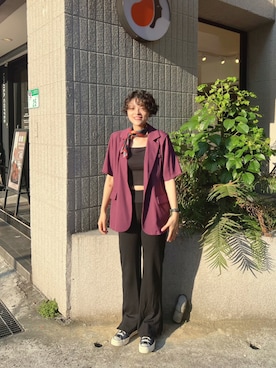 「紫色穿搭」｜前野洋子 さん（レディース・165cm）の秋コーディネート