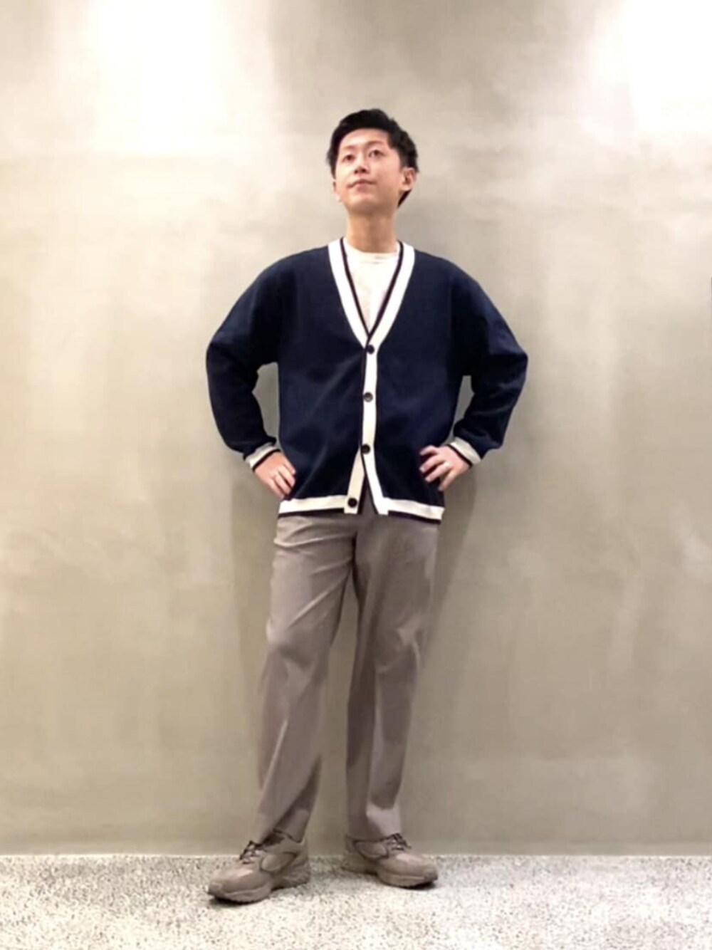 ソリッド ツイル ノープリーツ ストレート パンツを使った人気