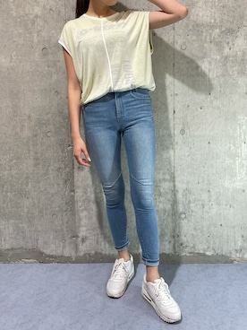 「G-STAR（ジースター）のアイテム（デニムパンツ）」を使った、RISAさん（レディース・174cm）の夏コーディネート