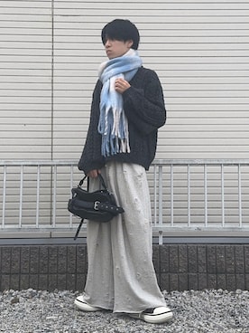 「アイテム（マフラー）」を使った、Hiromuさん（メンズ・180cm）の冬コーディネート