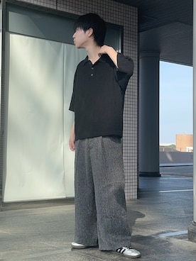 「RUUBON（ルーボン）の【RUUBON】herringbone knit polo shirt /ヘリンボーンニットポロシャツ（ポロシャツ、ブラック系）」を使った、Hiromuさん（メンズ・180cm）の夏コーディネート