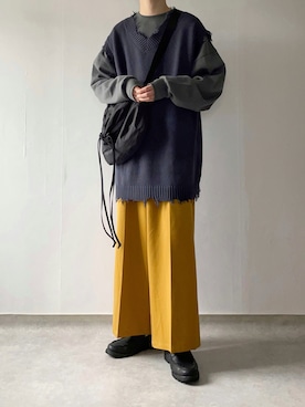 「ニットベスト」｜「アイテム（スウェット）」を使った、Hiromuさん（メンズ・180cm）の秋コーディネート
