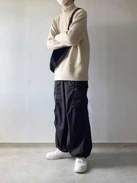 「kutir（クティール）のアイテム（ショルダーバッグ）」を使った、Hiromuさん（メンズ・180cm）の秋コーディネート